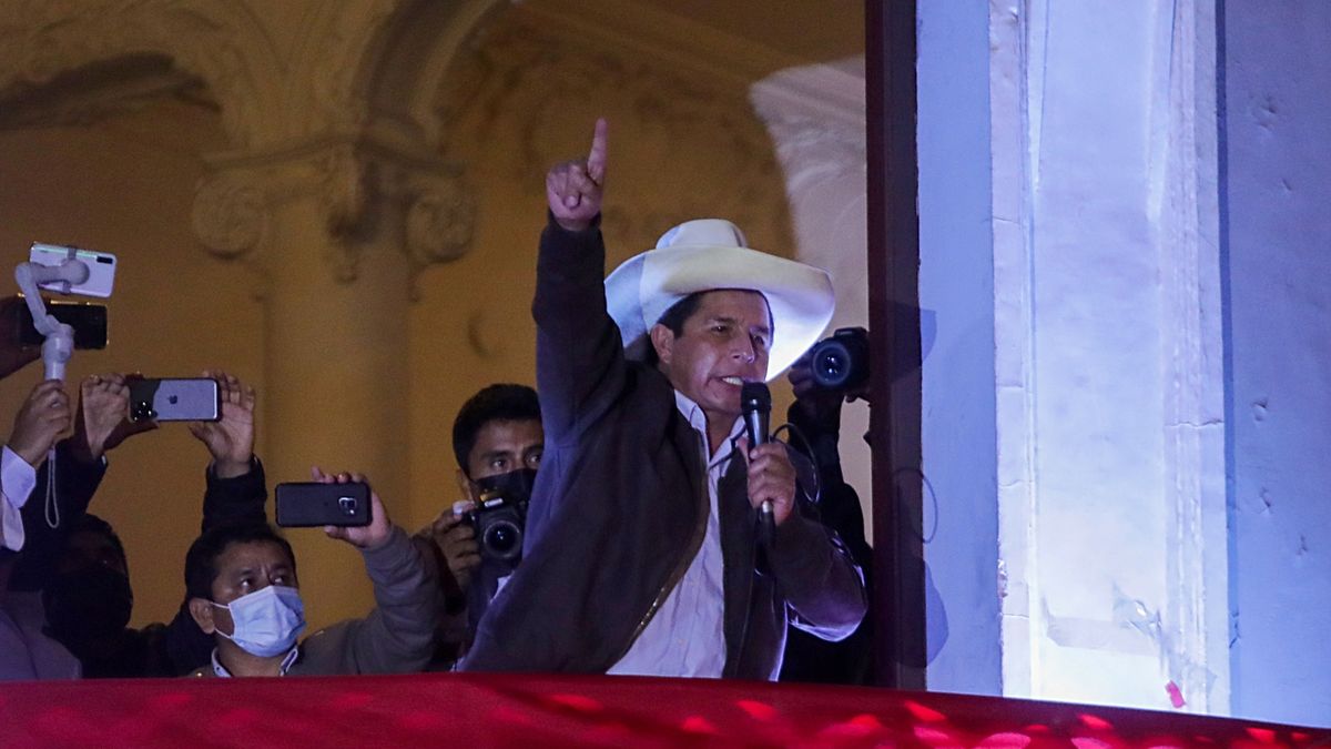 Volby v Peru: Těsně vyhrál Castillo, čeká se odpor Fujimoriové